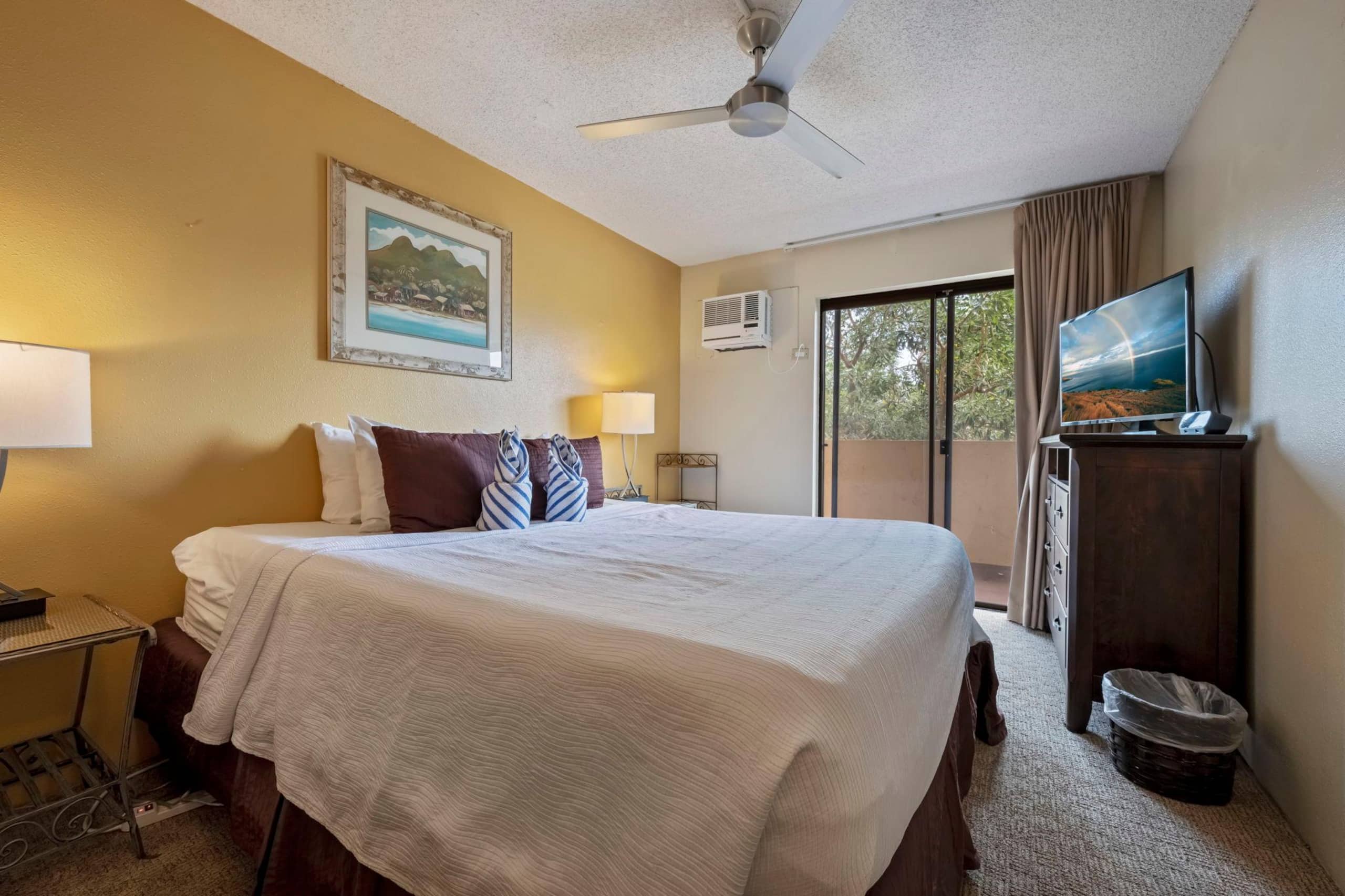 Condo in Kihei · ★4.71 · 2 bedrooms · 4 beds · 2 baths - Image 44