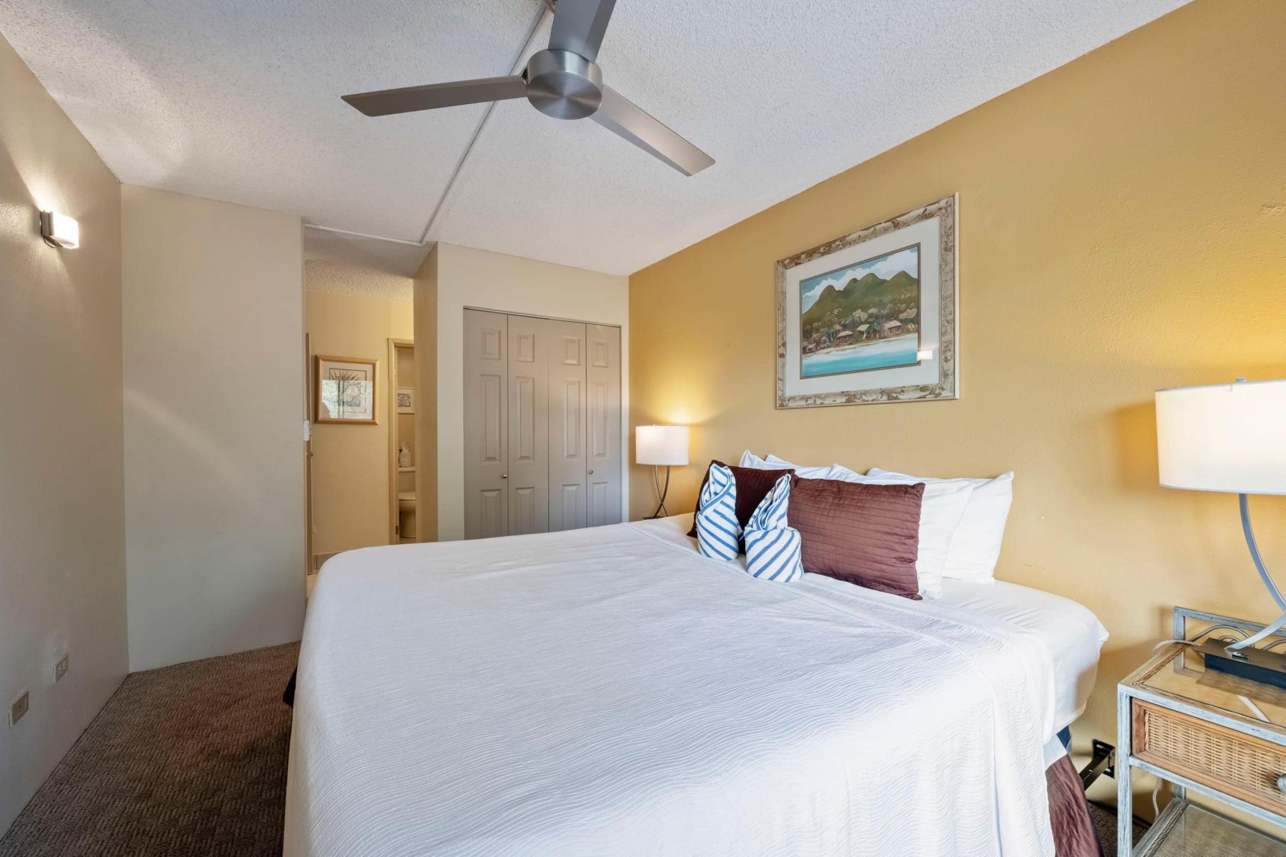 Condo in Kihei · ★4.71 · 2 bedrooms · 4 beds · 2 baths - Image 40