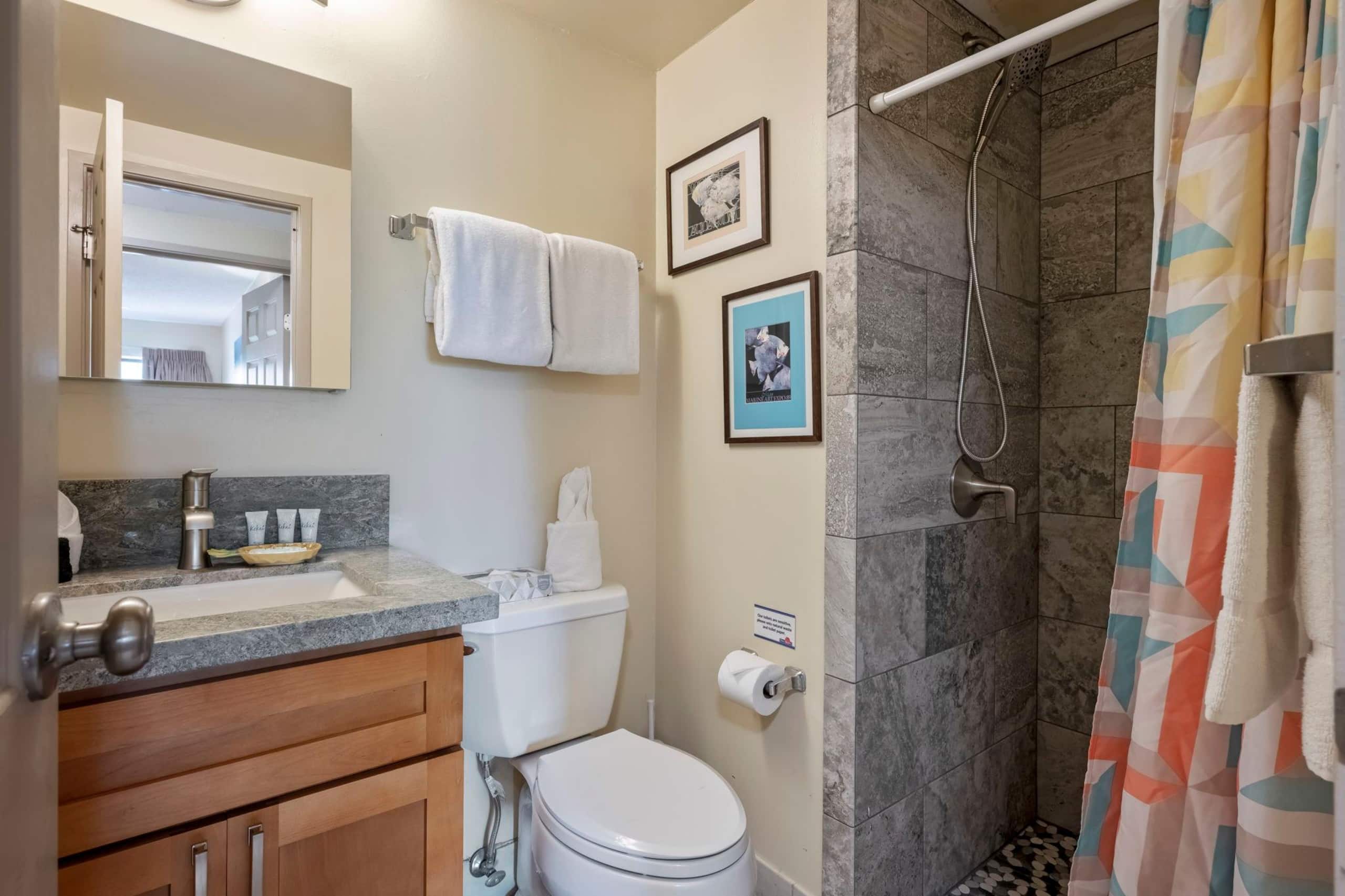 Condo in Kihei · ★4.71 · 2 bedrooms · 4 beds · 2 baths - Image 37