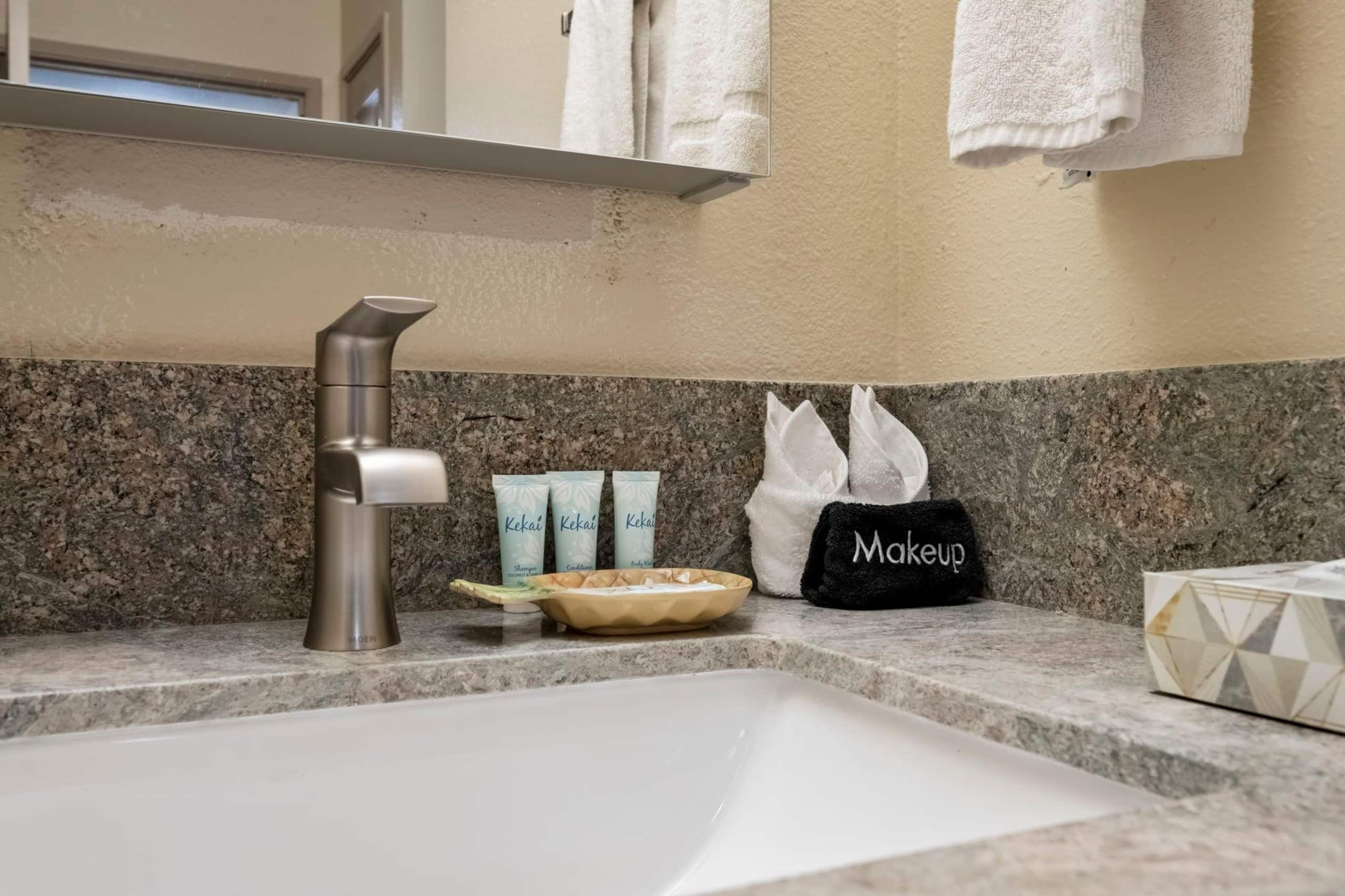Condo in Kihei · ★4.71 · 2 bedrooms · 4 beds · 2 baths - Image 46