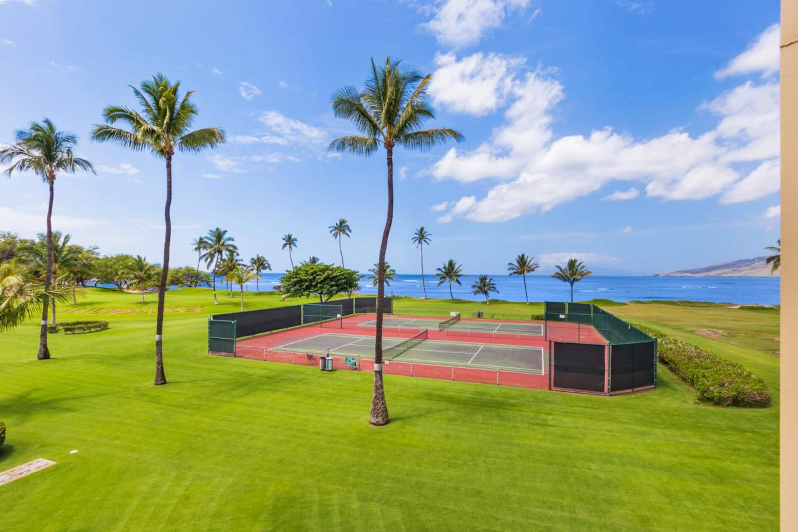 Condo in Kihei · ★4.71 · 2 bedrooms · 4 beds · 2 baths - Image 25