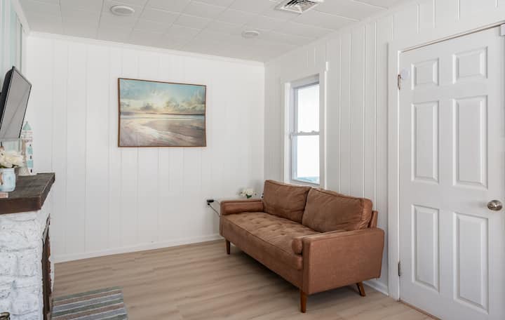 Easy Breezy Beach Cottage Walk To Sand & Bay! - Seaside Heights, NJ