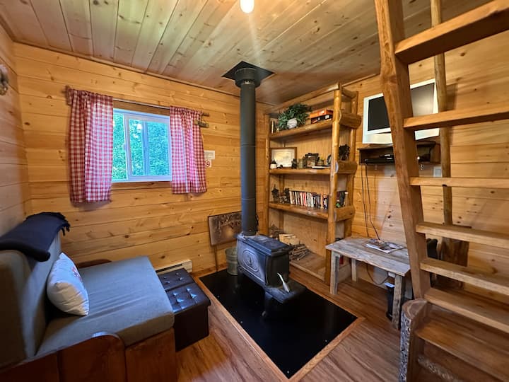 Cozy Cabin In Heartland Acres - Golden