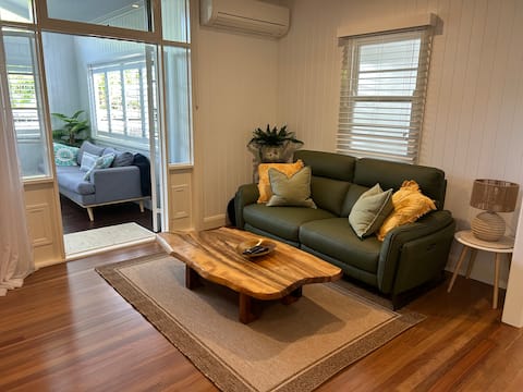 Successful Airbnb property: Brunswick Heads village. Fantastic beach cottage!! in Byron Shire Council