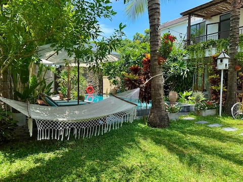 3 BRs Pool Villa - 300 meters to An Bang Beach.