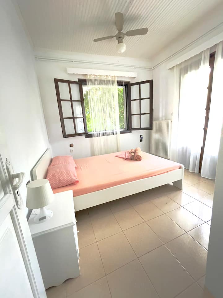 غرفة النوم 2