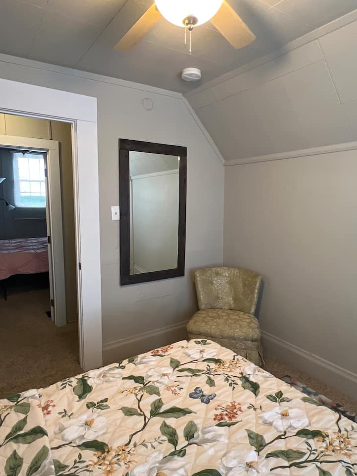 غرفة النوم 2