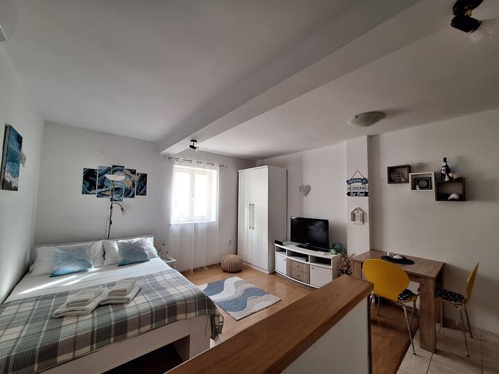 მისაღები სივრცე