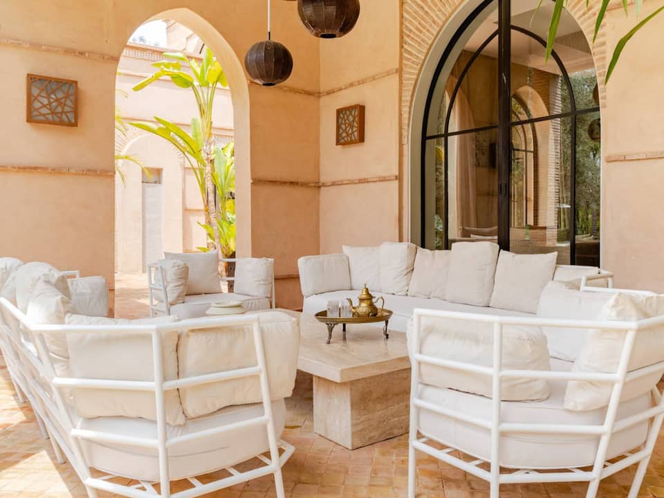 A red-brick villa in a one-hectare Marrakech garden, Marrakech, Marrakech-Safi, Morocco, photo 4 of 10