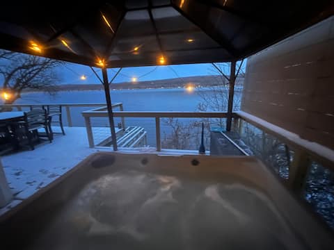 Captain Frank's Lakeside Get Away