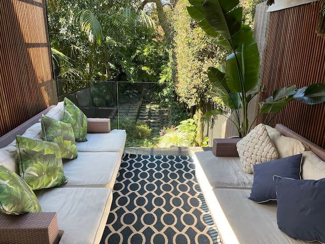 Charming 3br house Bondi