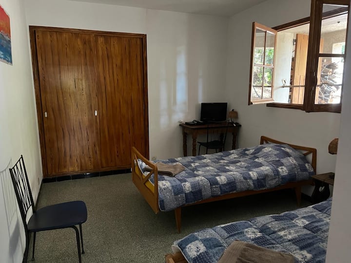 غرفة النوم 1