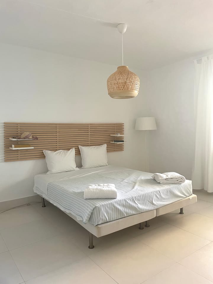 საძინებელი 1