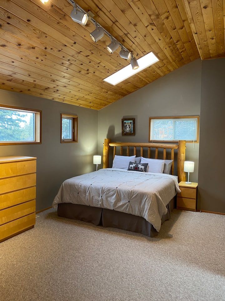 King Size Log Bed 