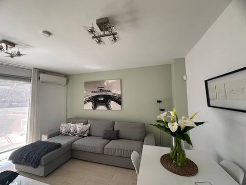 Top Airbnb: Cozy house by the sea, with a private terrace. in El Rosario