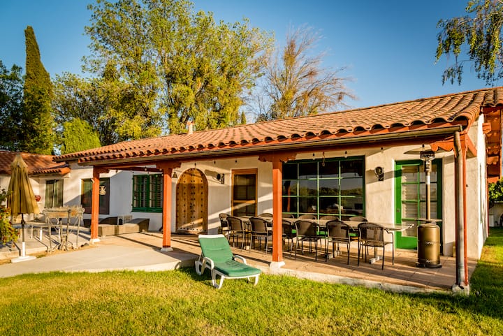 Buena Vista Farm-magnificent Spanish Mission Style Villa Nestled In Vineyard! - Paso Robles, CA