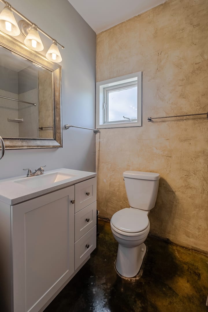 Ybor Loft · Free Parking · Office · 100mbps Wifi - Tampa
