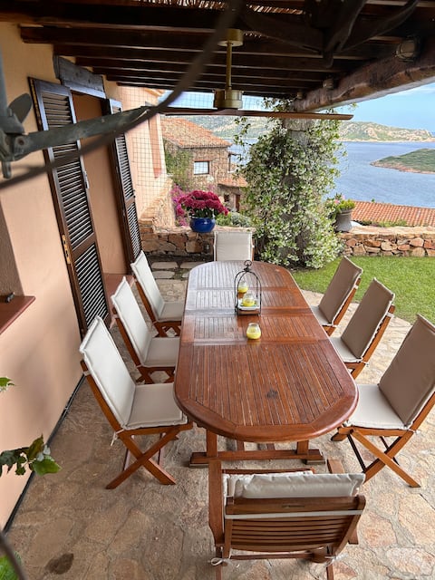 Proprietà Airbnb di successo: Paola's apartment a San Teodoro