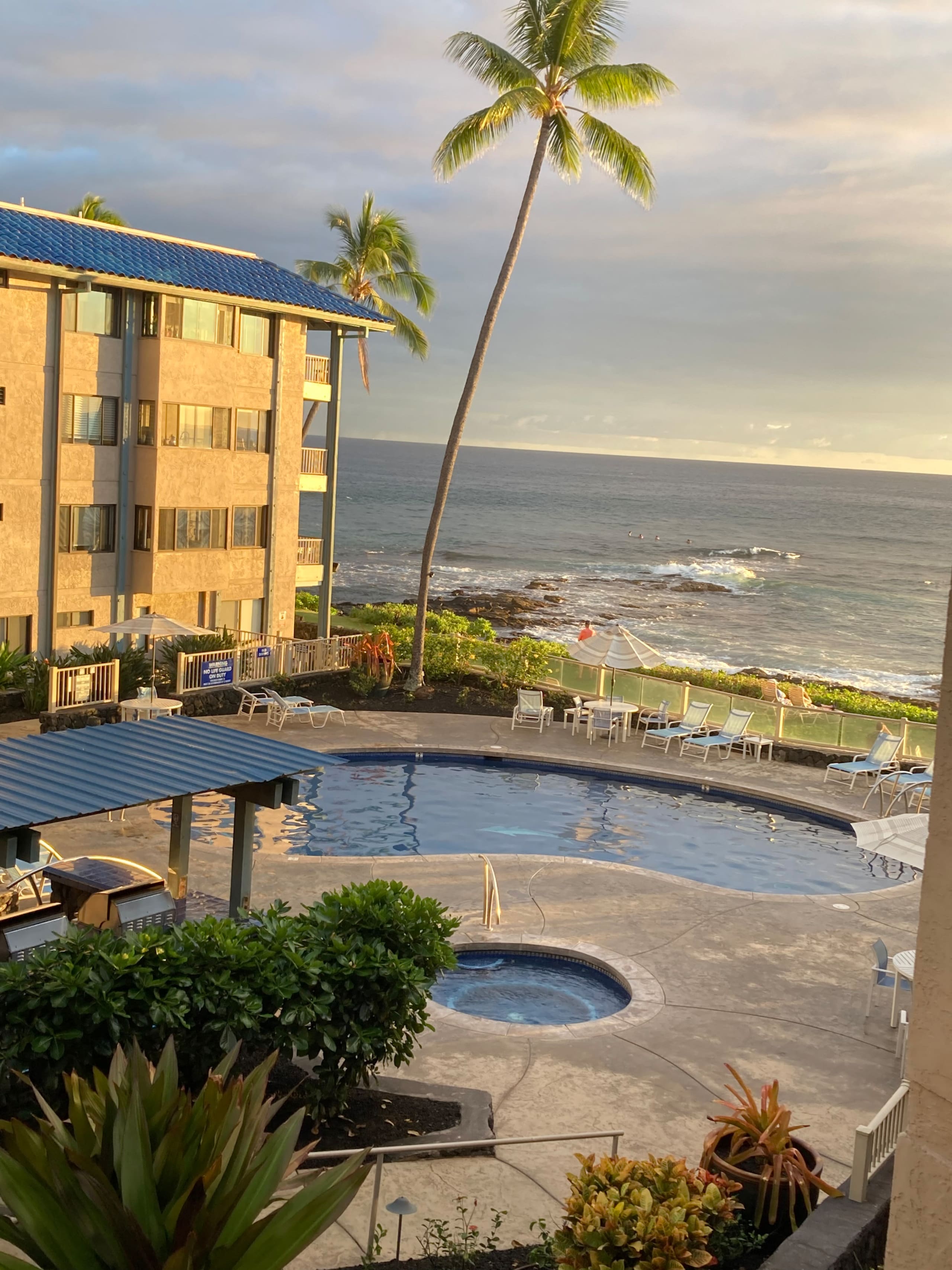 Condo in Kailua-Kona · ★4.78 · 1 bedroom · 1 bed · 1 private bath - Image 4