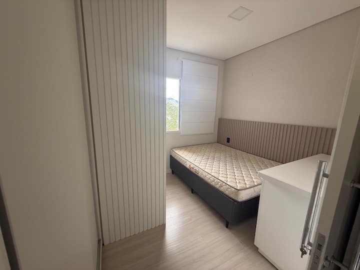 საძინებელი 3