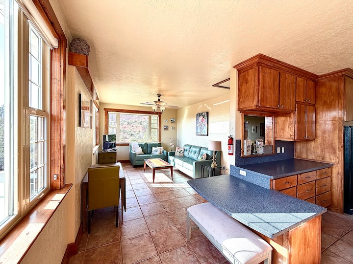 Hiking Out Your Door! Kanab Casita, Secluded Views - Fredonia, AZ