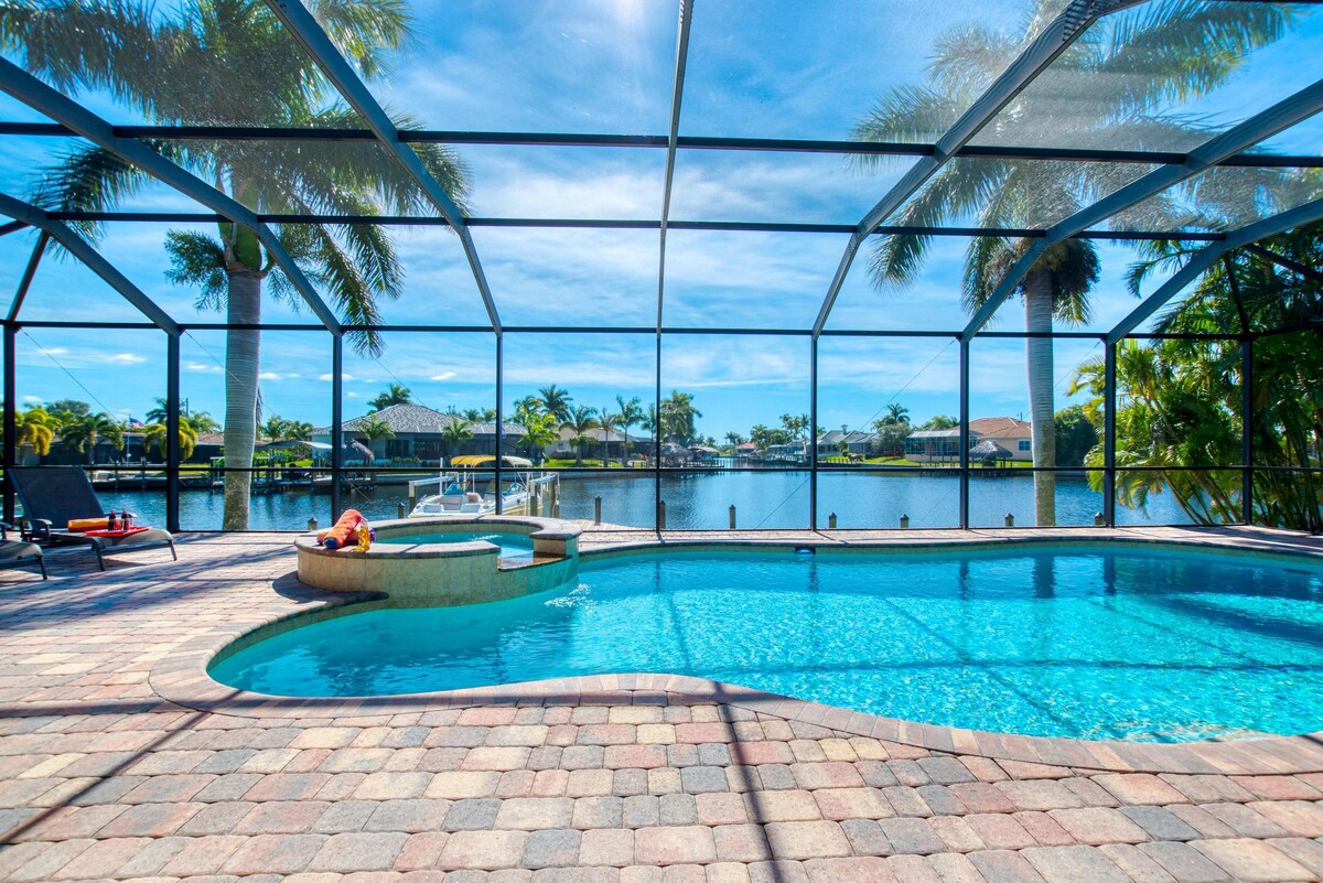 Wischis Florida Vacation Home - Tropical Breeze - Houses for Rent