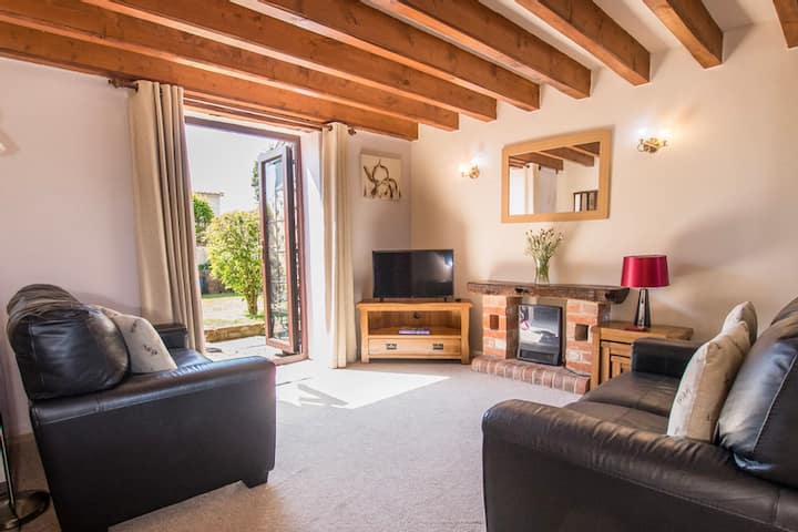 Otter Holt, Godford Farm - Honiton