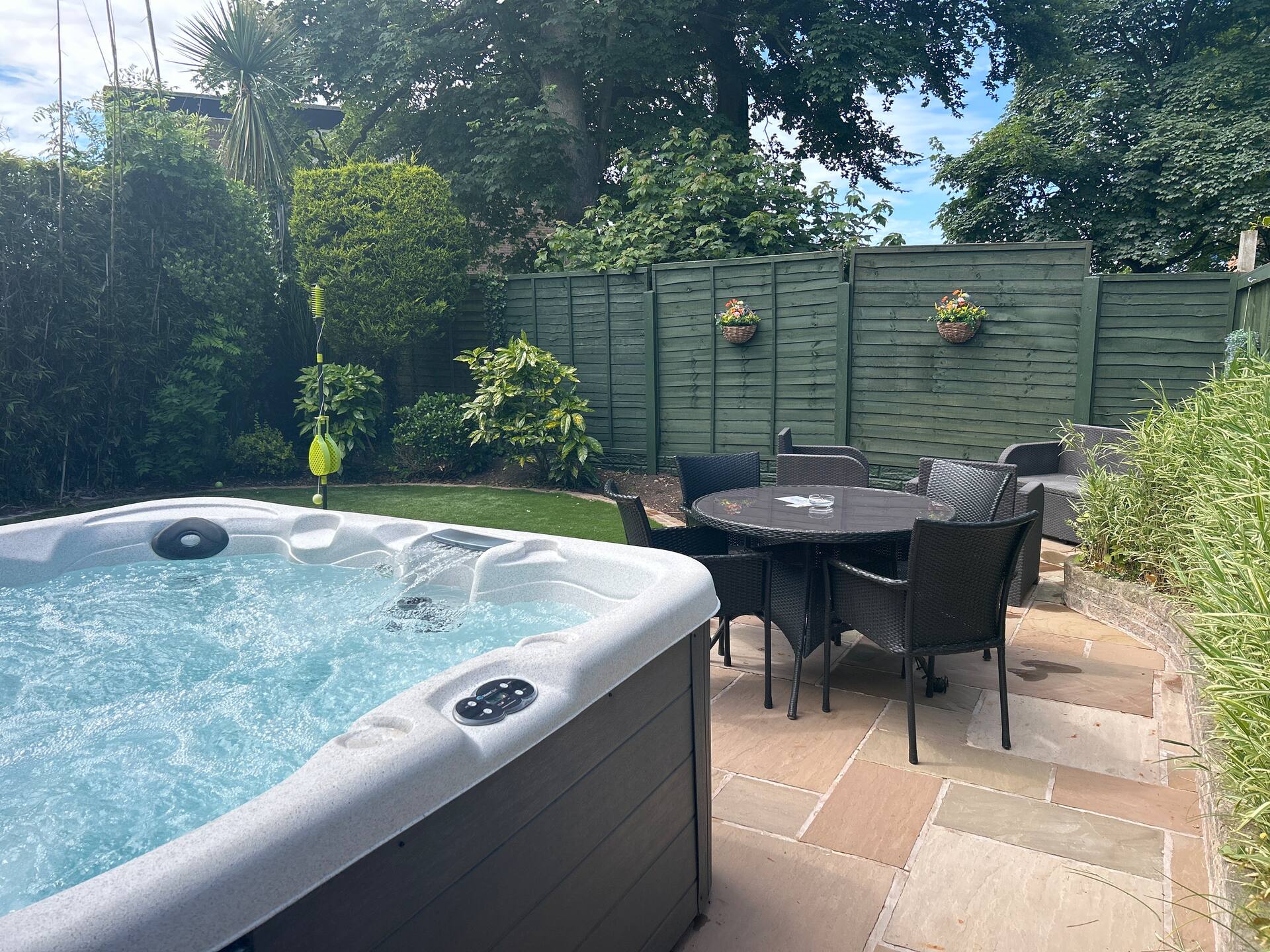 Detached house with games room and Hot tub