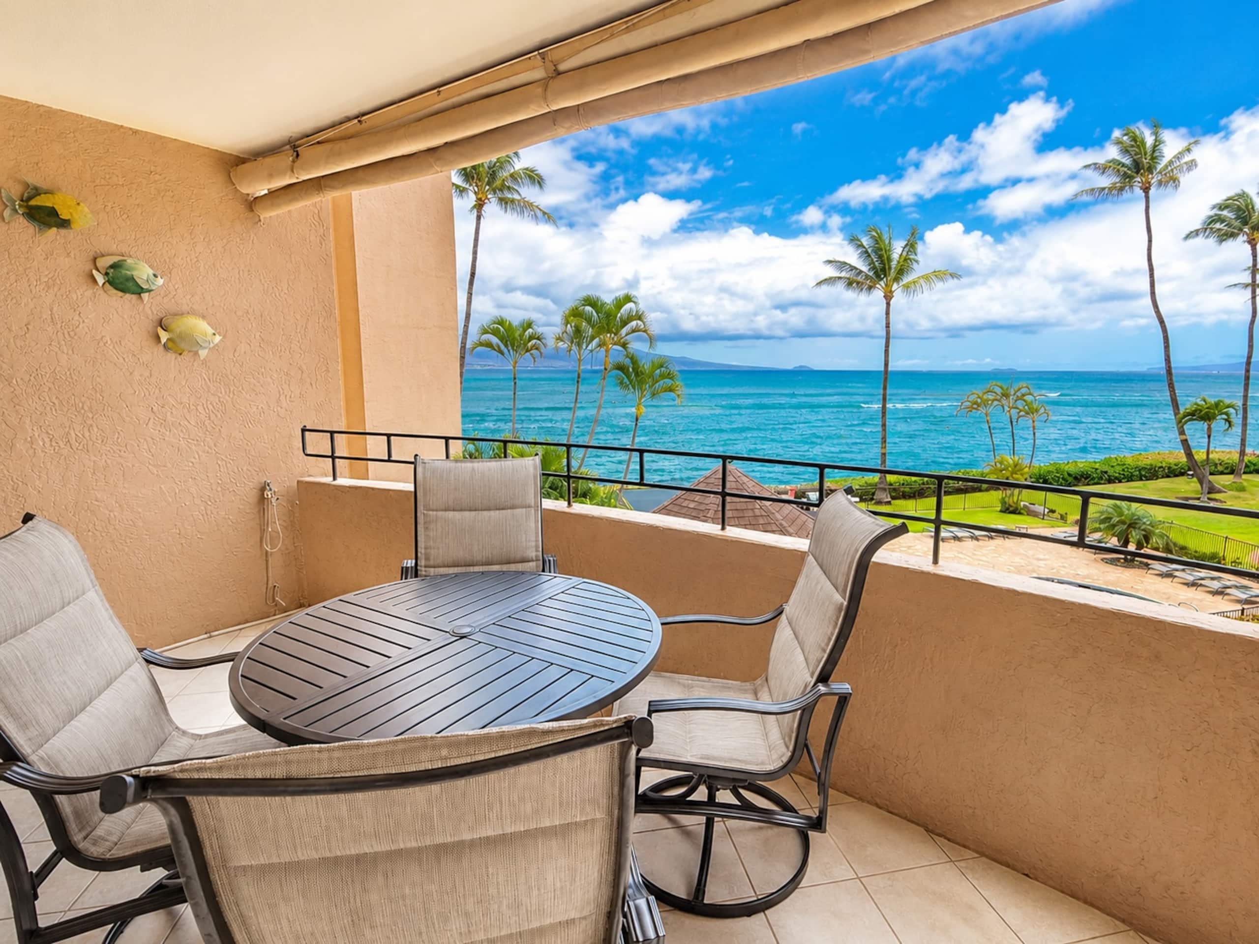 Condo in Wailuku · ★4.9 · 1 bedroom · 2 beds · 1 bath - Image 50