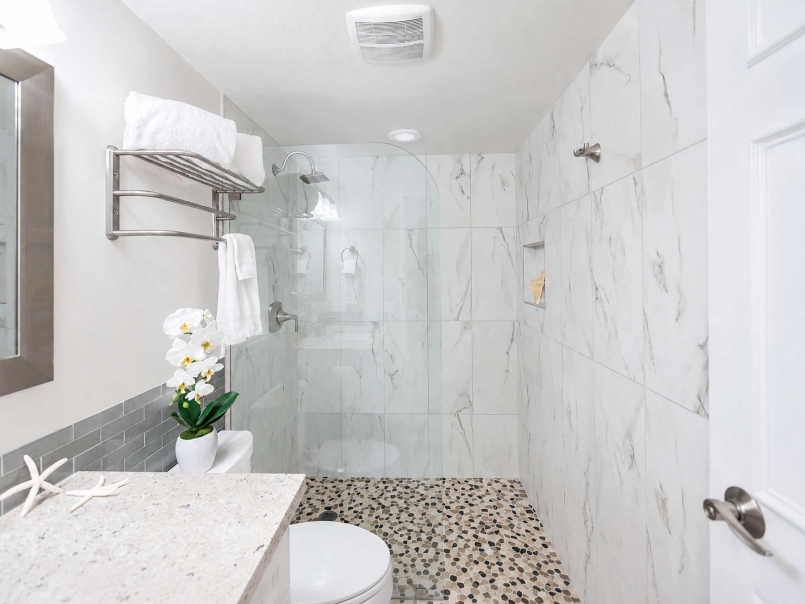 Condo in Wailuku · ★4.9 · 1 bedroom · 2 beds · 1 bath - Image 24