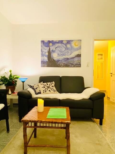Successful Airbnb property: Apartment on the lake - Werderinsel - Center of Bremen in Neustadt