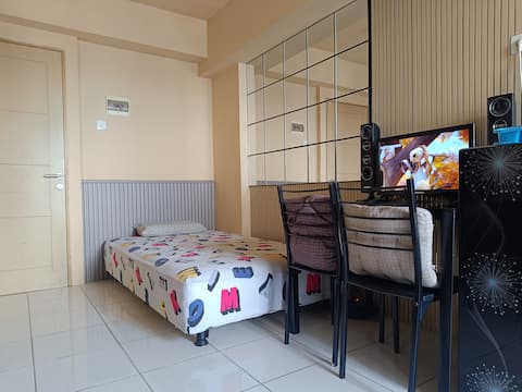 Free Wi-Fi apt EduCity 2BR@Pakuwon City Sby Timur.