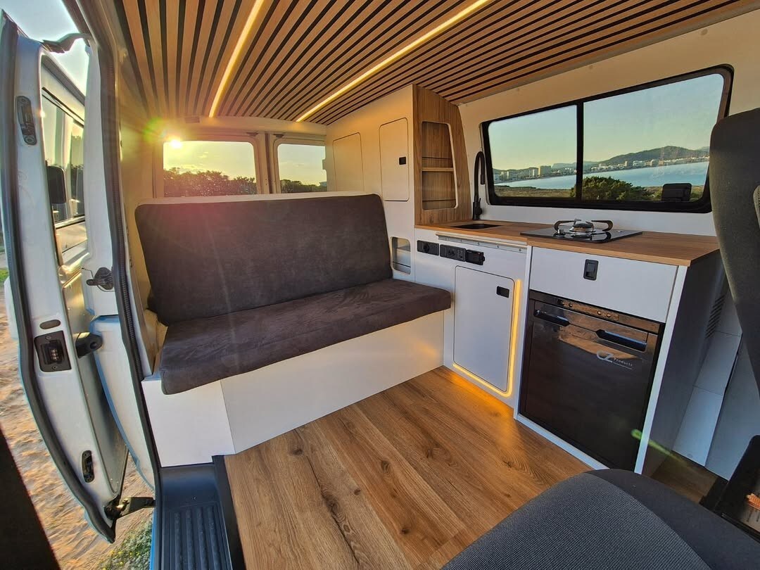 Top Airbnb: ZIPI K1 by @CaracolAndFriends in Sant Llorenç Des Cardassar