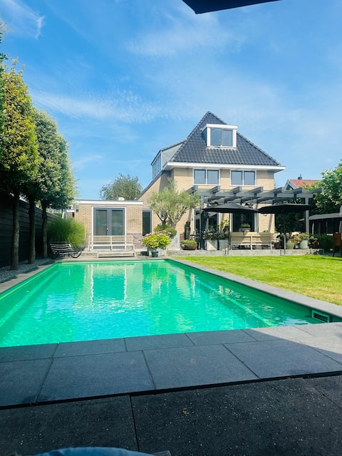 Design Villa with  pool & large garden  AMSTERDAM