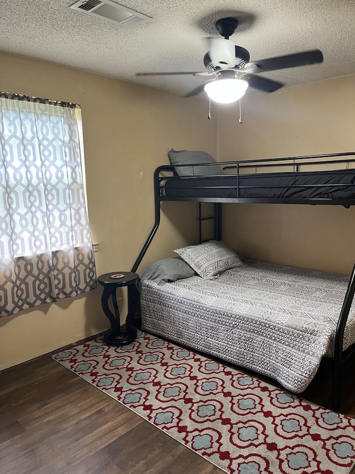 საძინებელი 3