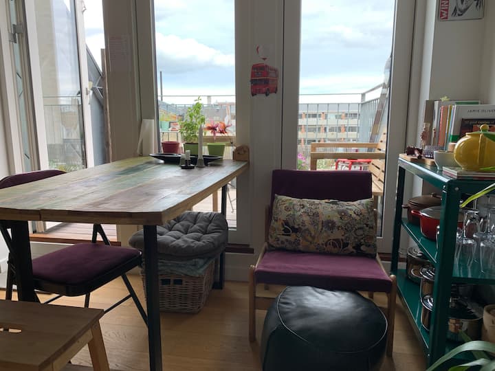 Unique Rooftop Flat W/balcony In Nørrebro - Copenhague