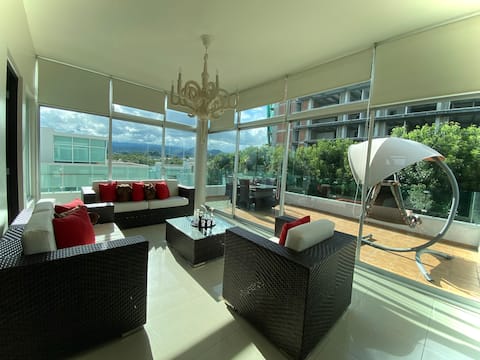 Penthouse with a Panoramic View