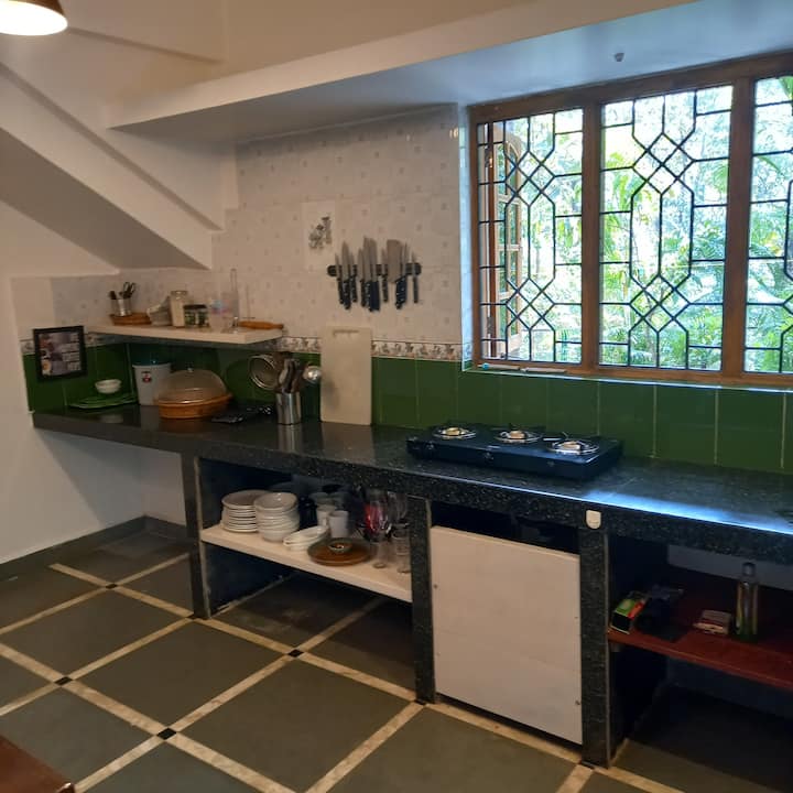 Full kitchen image 5