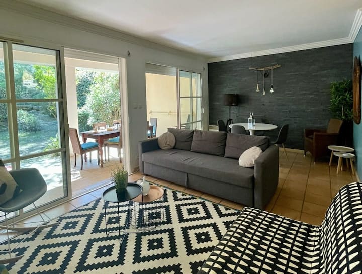 ห้องนั่งเล่น