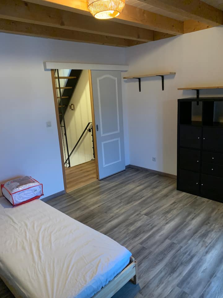 غرفة النوم 2