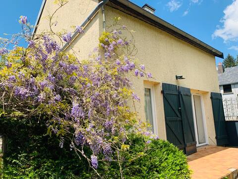 House for 4 people • Enclosed garden • Pets allowed • Morvan