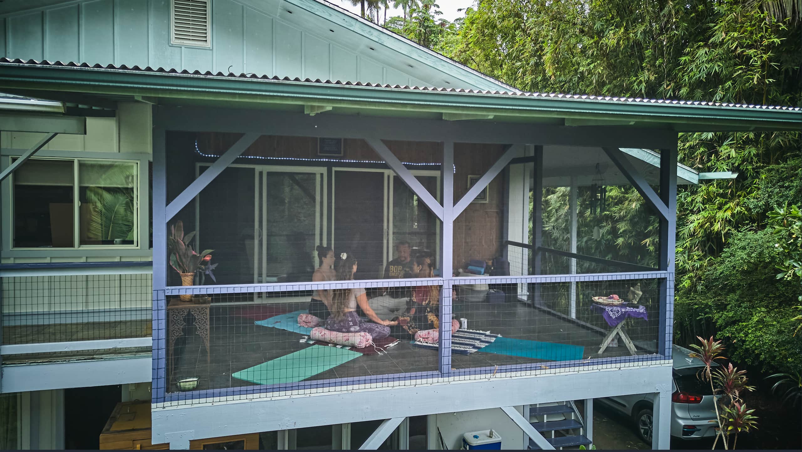 Home in Hilo · ★4.92 · 2 bedrooms · 2 beds · 2 baths - Image 1