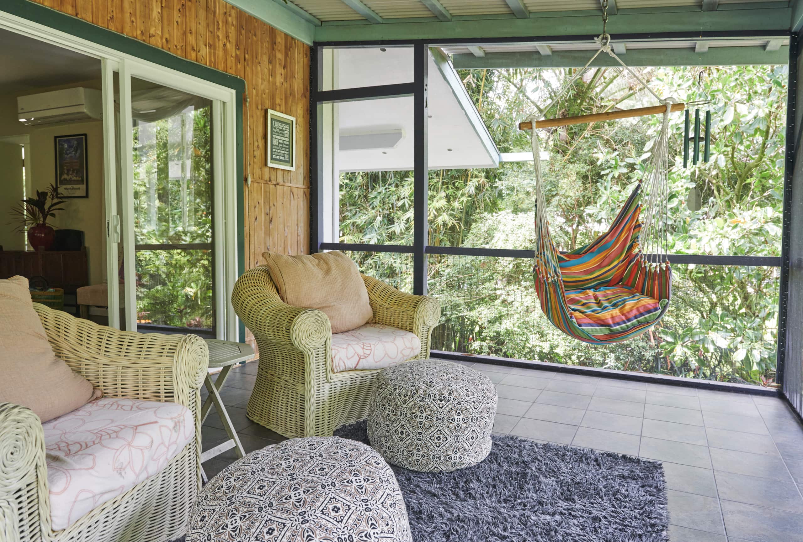 Home in Hilo · ★4.92 · 2 bedrooms · 2 beds · 2 baths - Image 12