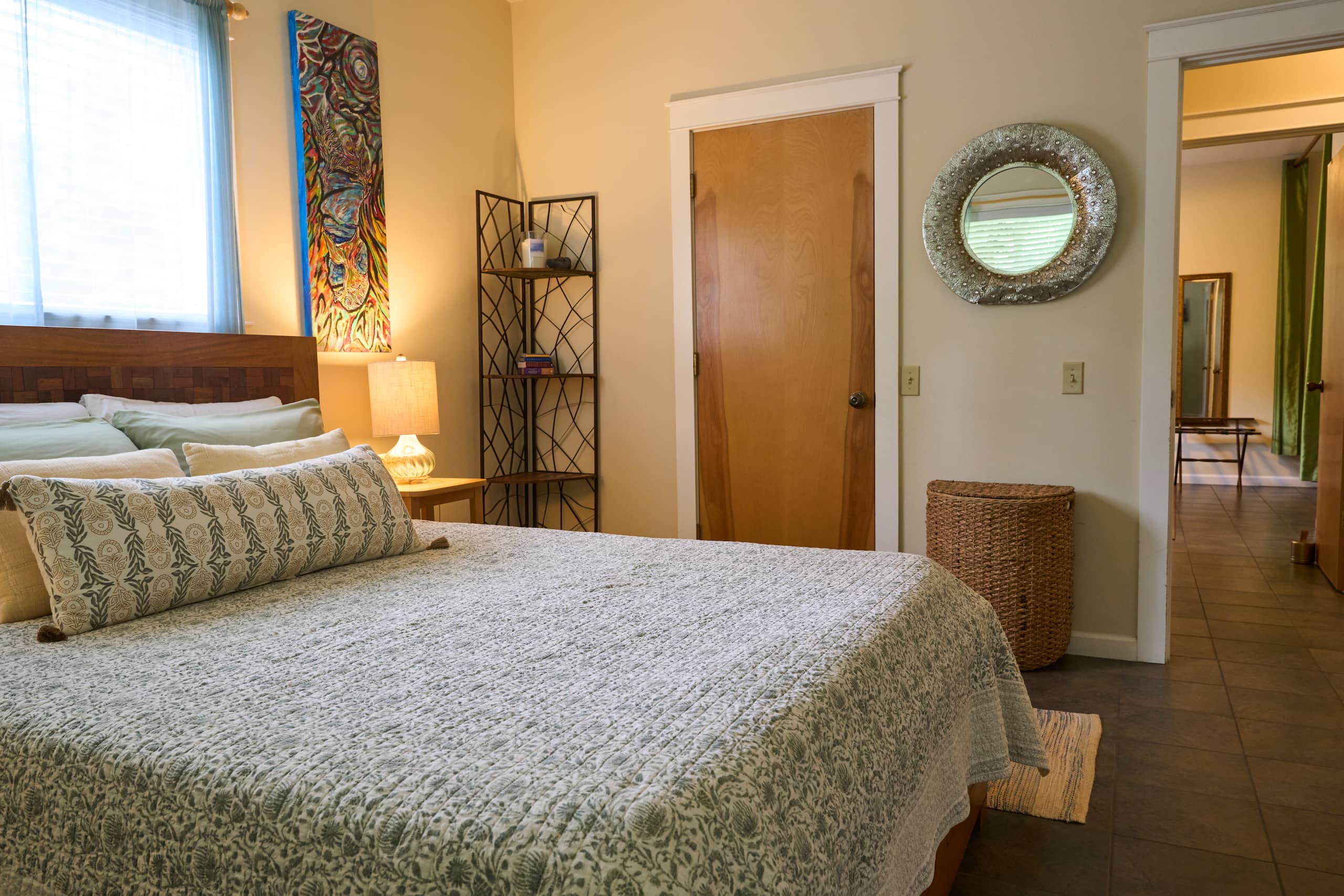 Home in Hilo · ★4.92 · 2 bedrooms · 2 beds · 2 baths - Image 8