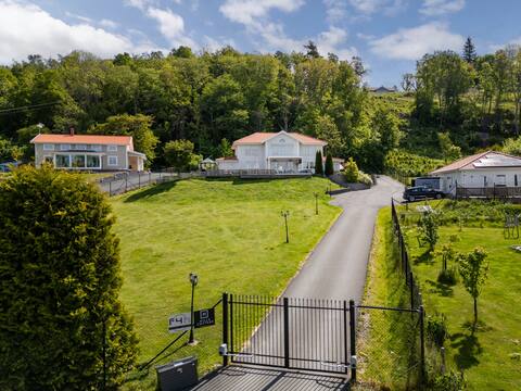 Hills Cottage With Spa 1-3 rooms/houses