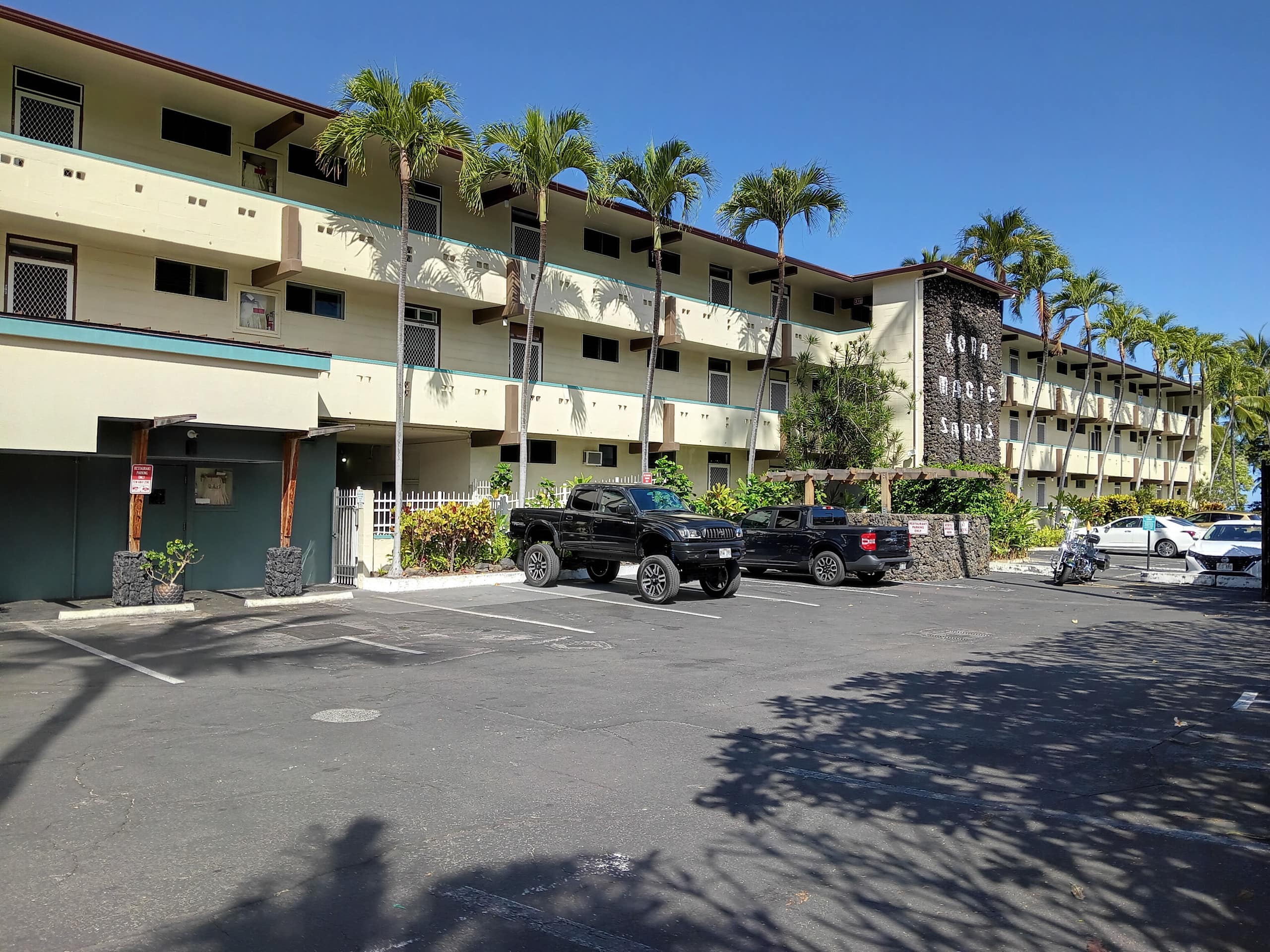 Condo in Kailua-Kona · ★4.79 · Studio · 2 beds · 1 bath - Image 22