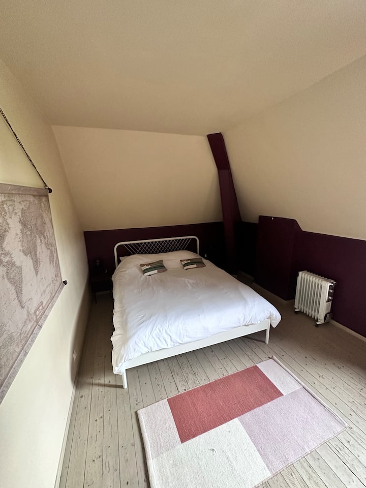 საძინებელი 1