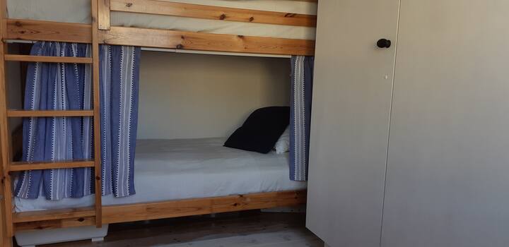 საძინებელი 1