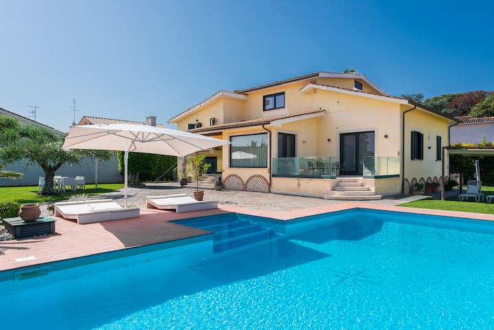 Luxury Suite in Villa with Private Pool -Near Rome