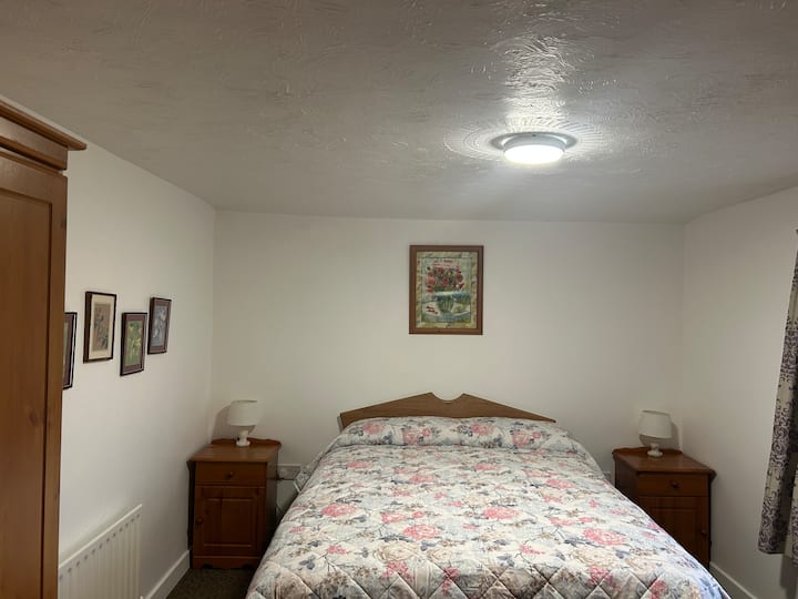 غرفة النوم 2